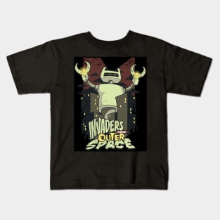 Invaders from Space! For B-movie sci-fi lovers and fans of space adventure. Kids T-Shirt